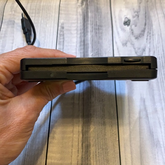 Dell Floppy Drive Module - Picture 3 of 3